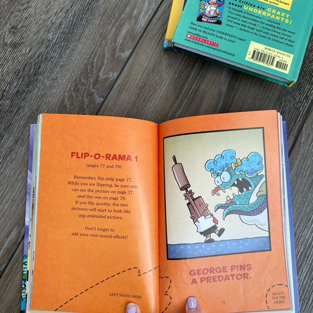 CAPTAIN UNDERPANTS 4 Books - Picture 6 of 10